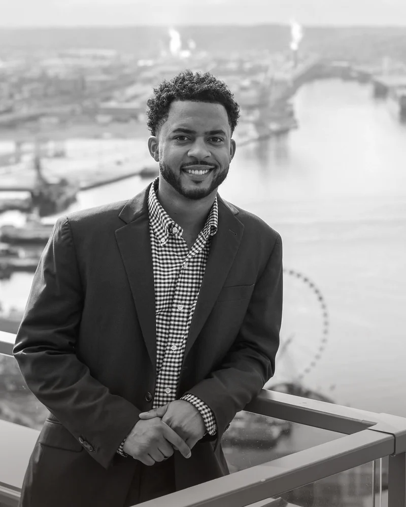 Chandler Walker Gayton overlooking the Seattle waterfront